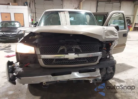 2003 Chevrolet Silverado 1500 Ls из США, поврежденный, VIN 2GCEC19T131284764